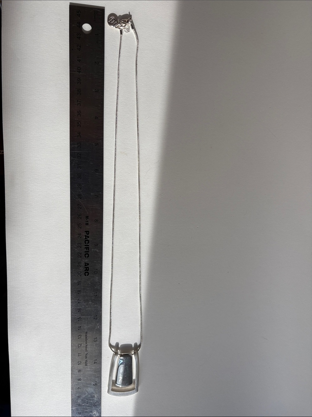 Modern Silver Geometric Pendant Necklace Women Jewelry - Picture 4 of 5